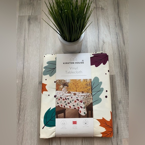 Kirkton House Leaf Print 60x84” Oblong Vinyl Tablecloth - Picture 5 of 5